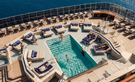 Atoll Pool & Bar